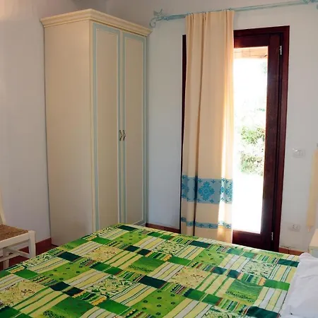 Le Tre Querce Lägenhetshotell 3*