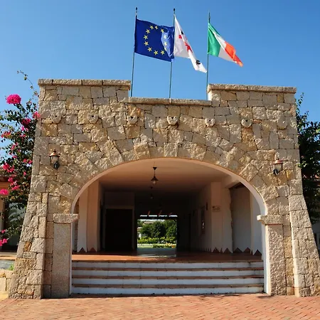 Le Tre Querce Aparthotel San Teodoro (Sardinia)
