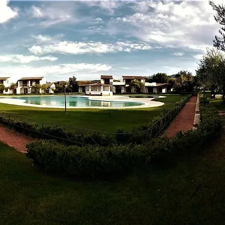 Le Tre Querce Aparthotel 3*