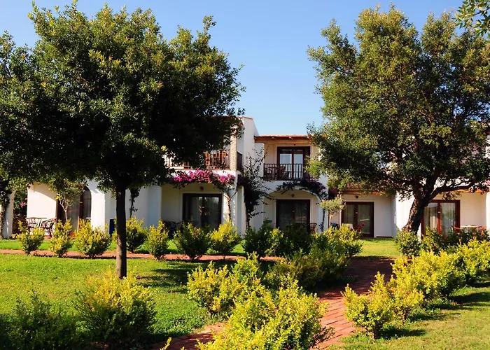 Aparthotel Le Tre Querce San Teodoro (Sardinia)